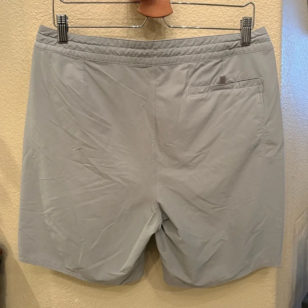 Patagonia Men Light Gray Swim Shorts Size 33 - Picture 4 of 6
